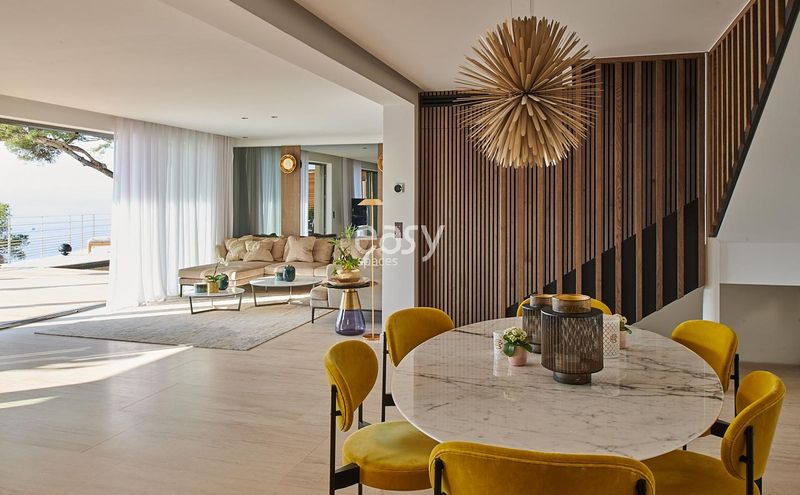 Scenic Location Rental for Seaview Filming Sessions in Bouches-du-Rhône, FRANCE